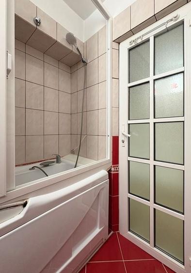 APARTAMENT CU CENTRALA - AFLAT PE BULEVARD APROAPE DE PTA ALBA IULIA - UNIRII - 23