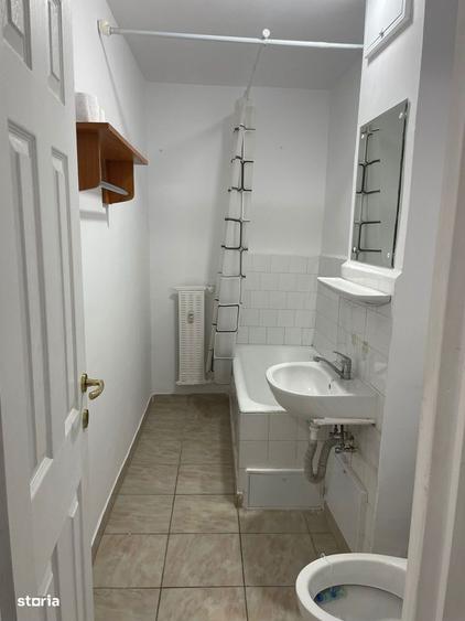 Ghica Tei, chiar la Facultatea de Constructii, bloc reabilitat - 1