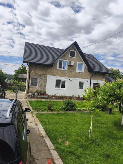 60( 6000 mp)ari teren, doua imobile cu toate utilitatile (sau separat) - 2