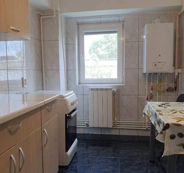 Apartament de inchiriat,2 camere decomandate,proprietar,Dacia,centrala - 3