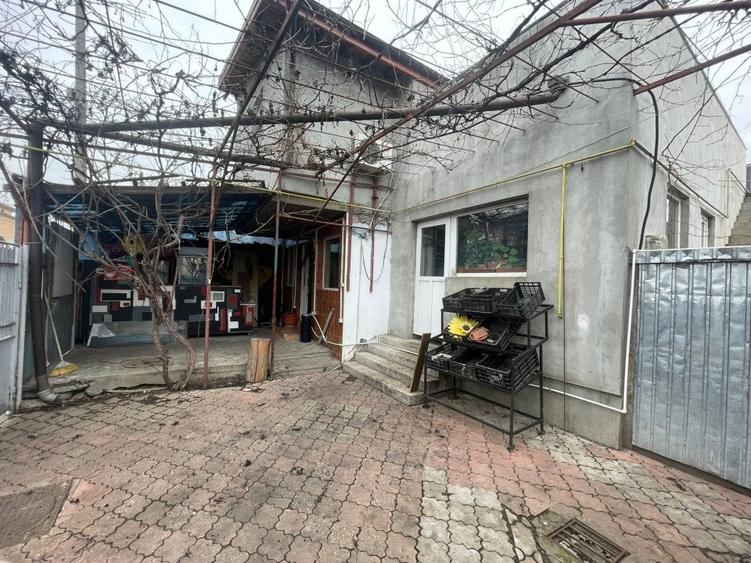 Casa de Vanzare cu teren spatios,zona Pantelimon-Delfinului,langa Mega Mall&Lac; - 2