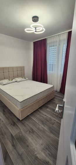 Vand/inchiriez in regim hotelier apartament 3 camere renovat recent - 3