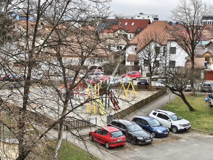 Apartament 2 camere | Etaj 3/4 | Calea Cisnadiei – langa Fratii Buzesti - 12