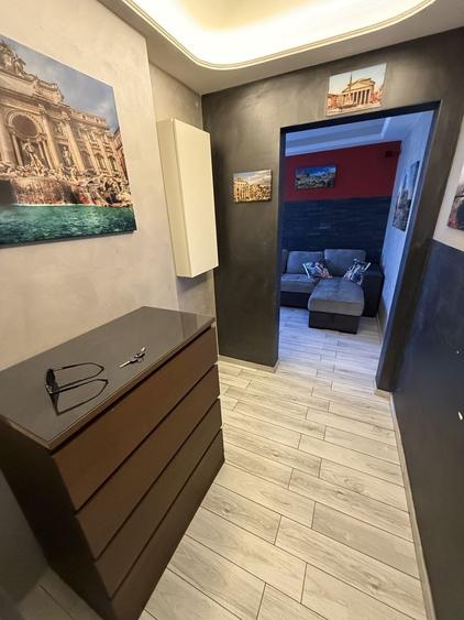 Ofer spre Vanzare Apartament 2 Camere Etaj 3 in Turt / Centru - 2