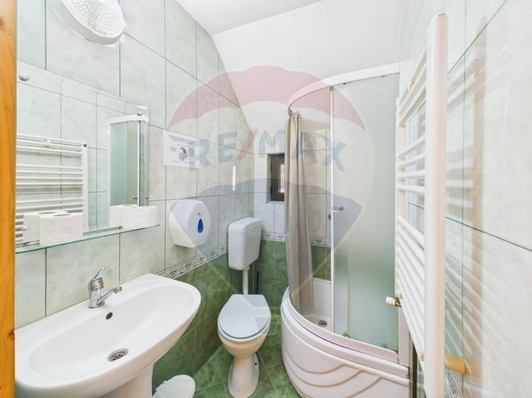 Pensiune/casa montană 9 camere în Dâmbovicioara, comision 0% - 38