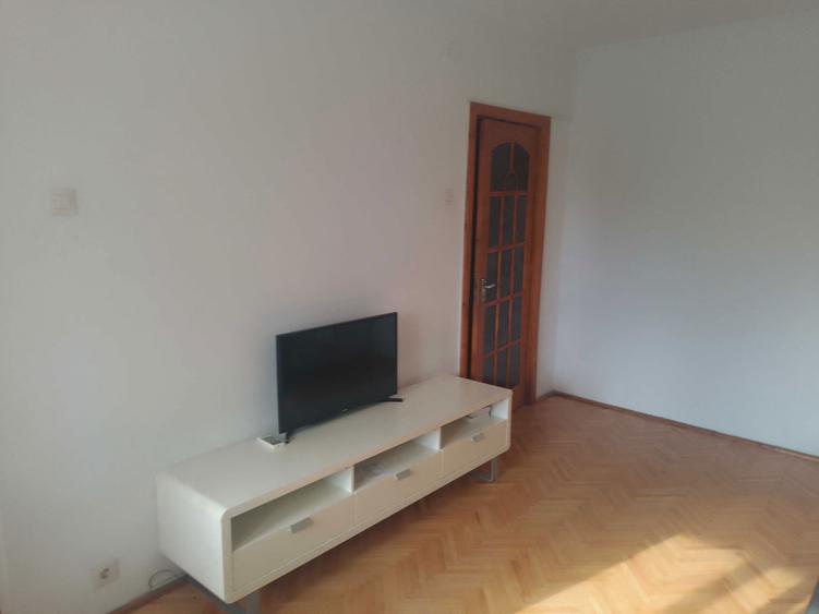 Apartament de inchiriat Cal. Aradului o camera, bucatarie, baie, balcon inchis. - 10