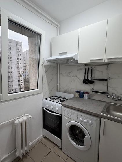 Garsoniera de inchiriat Sector 3 - 4