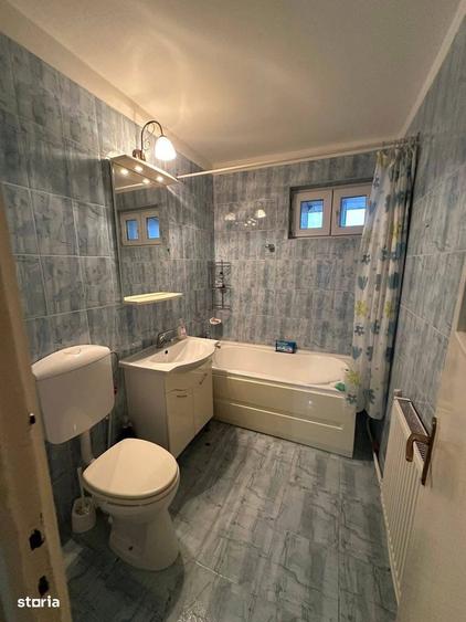 De vanzare apartament 3 camere, 2 bai,situat in zona Centrala 59.000e - 3