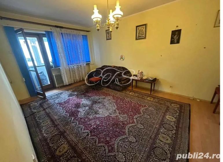 Apartament de vanzare cu 3 camere, sectorul 1 - 4