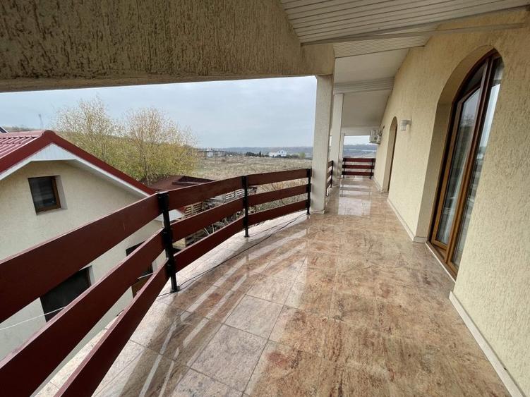 VILA P+1, Su = 350 mp.Teren 2000 mp + ANEXA,la DN 65- Valea Mare - 18