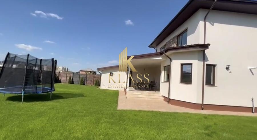 Vila 5 camere cu  design rafinat-Otopeni - de vanzare - 3