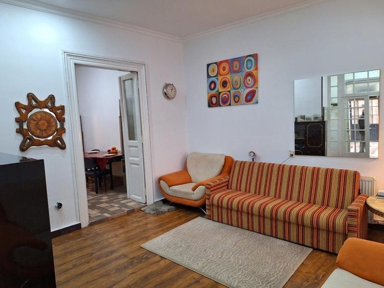 Vila fara risc seismic,renovata,izolata ext,P+1+pod inalt,9 camere,4 bai,pivnita - 30