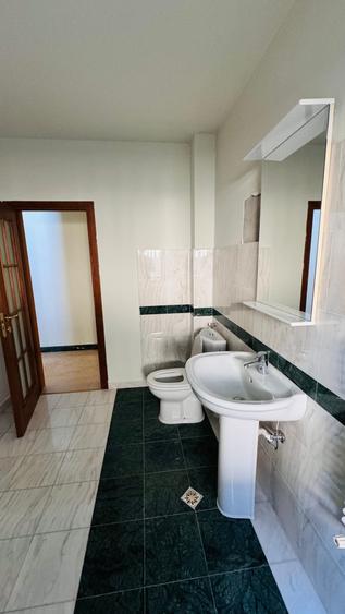 Vila individuala cu garaj | Laguna Albastra | Bucatarie mobilata | Teren 650 - 19