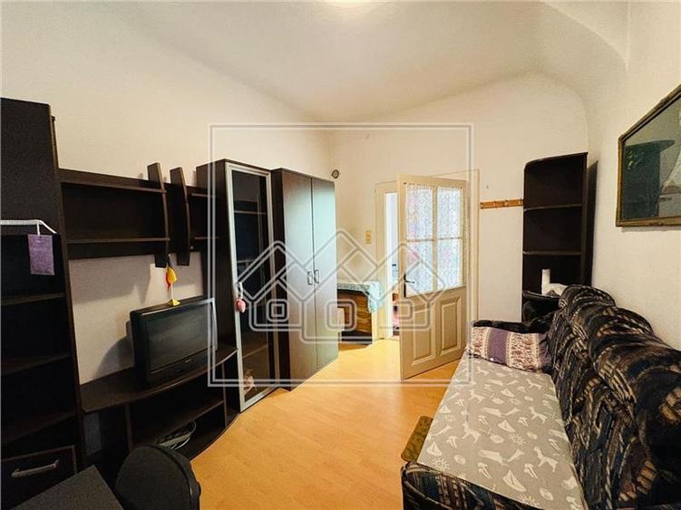 Casa de vanzare in Sibiu - individuala - teren 238 mp - 1