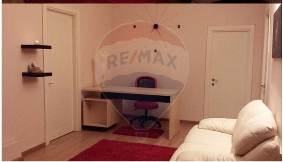 Apartament 6 camere decomandat - 4