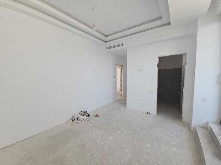 Penthouse 583 mp cu piscina, jacuzzi si vedere panoramica | Trafic Greu - 16