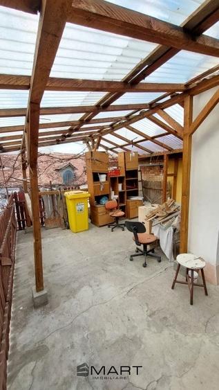 Casa cu teren 150 mp zona Lupeni - 16