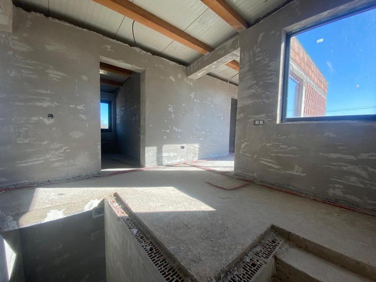 INVESTITIE! Casa 235 mp utili - 5 camere - garaj , Jucu de sus! - 11