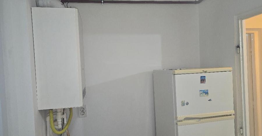 Inchiriez garsoniera in Deva, zona Dacia, etaj 2, situata pe mijloc, - 9