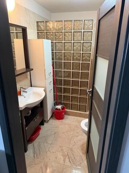 Apartament cu 2 camere decomandat în Centura