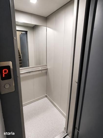 Apartament cu 3 camere decomandat în Centrul Civic