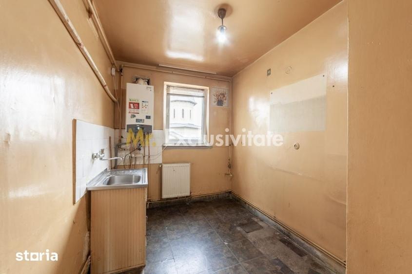Apartament cu 2 camere decomandat în Calea București