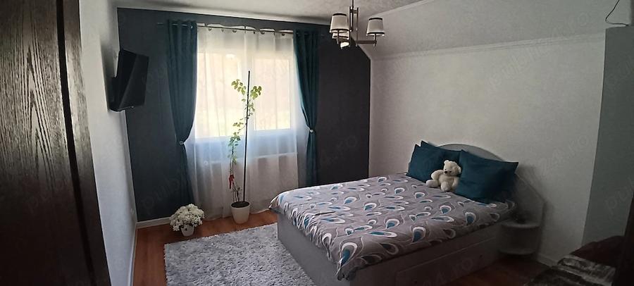 Casă cu Teren 300 Mp în Central