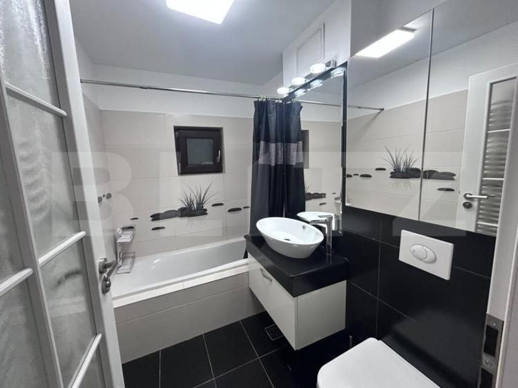 Apartament cu 3 camere decomandat în George Enescu