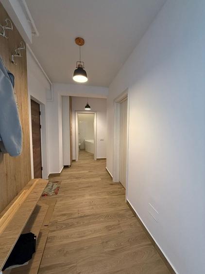Apartament cu 3 camere decomandat, mobilat în Chiajna
