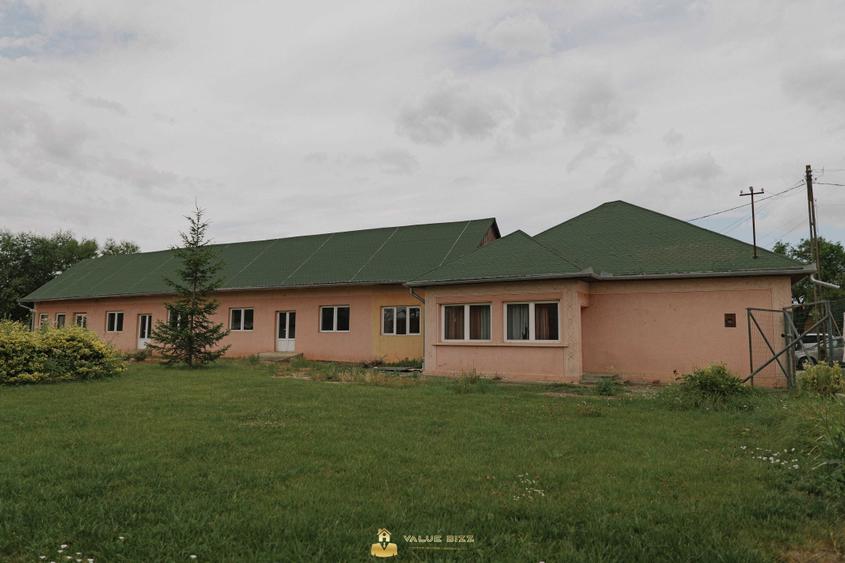 Casă cu 4 camere în Central