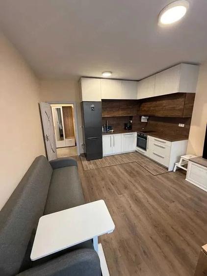 Apartament cu 2 camere semidecomandat în Păcii