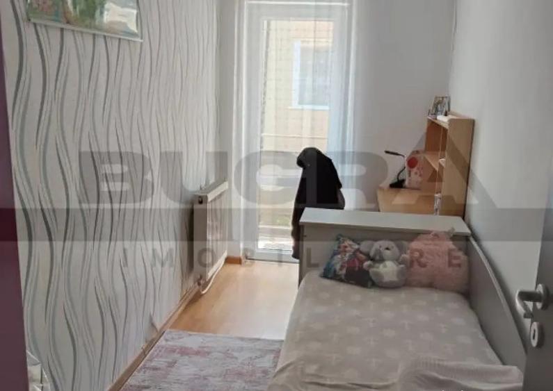 Apartament cu 3 camere decomandat în Apahida