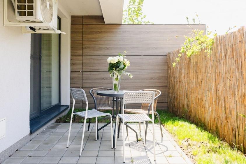 Apartament cu 2 camere decomandat în Exterior Vest