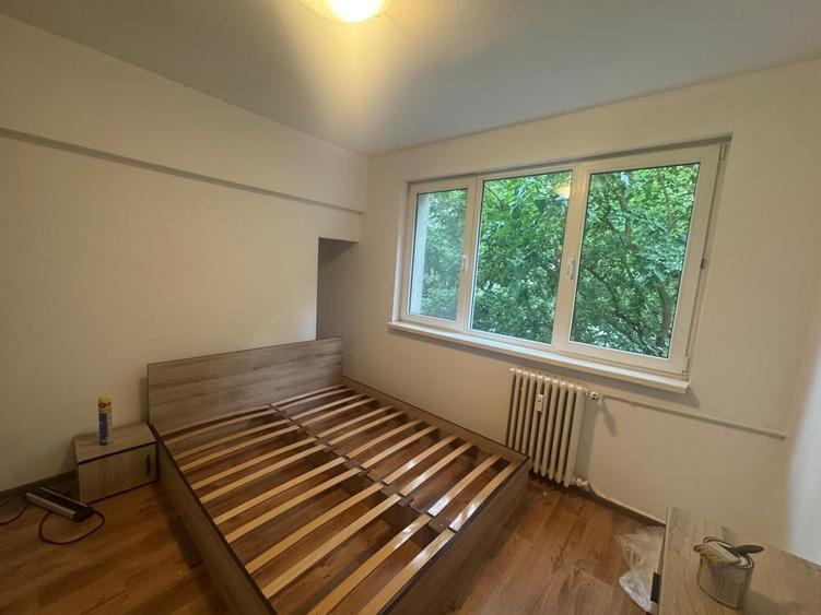 Apartament cu 2 camere semidecomandat, mobilat în Grivița