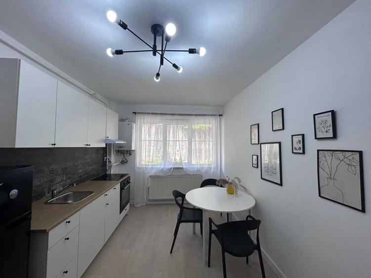 Inchiriez apartament modern cu 2 camere (40 mp) - 2