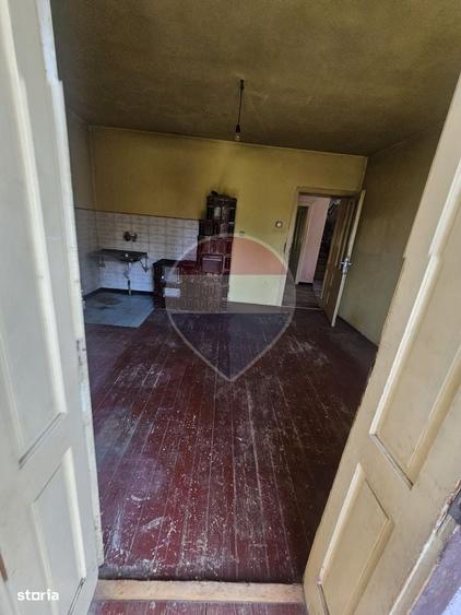 Casă cu 4 camere în Ultracentral