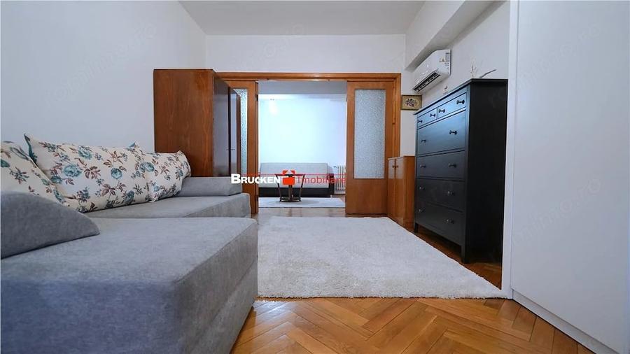 Apartament cu 4 camere în Ultracentral