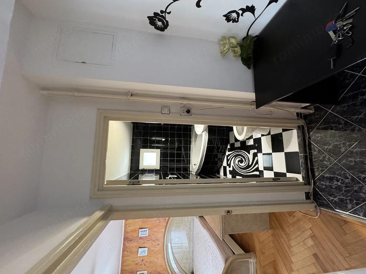 Apartament cu 3 camere decomandat în Brâncoveanu