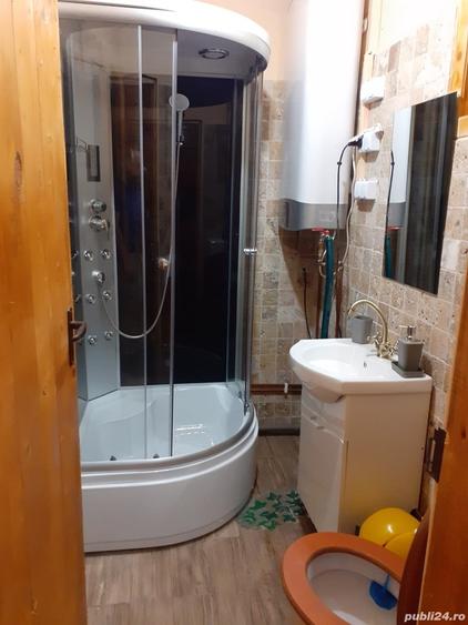 Casă în Plopi