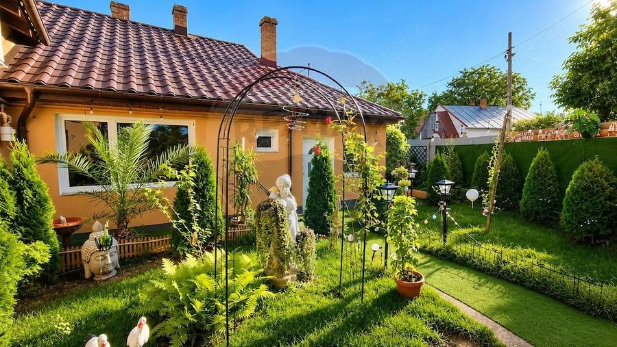 Casă cu 2 camere cu Teren 76 Mp în Central