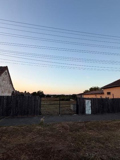 Teren Construcții intravilan de 3000 mp, în Gai