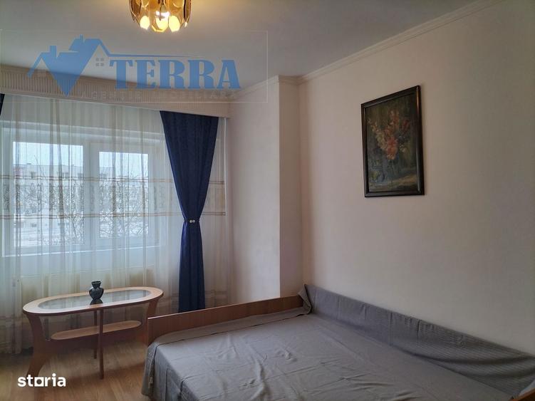 Garsoniera Robea - Etaj 2 - Centrala proprie - Fara comision - 1