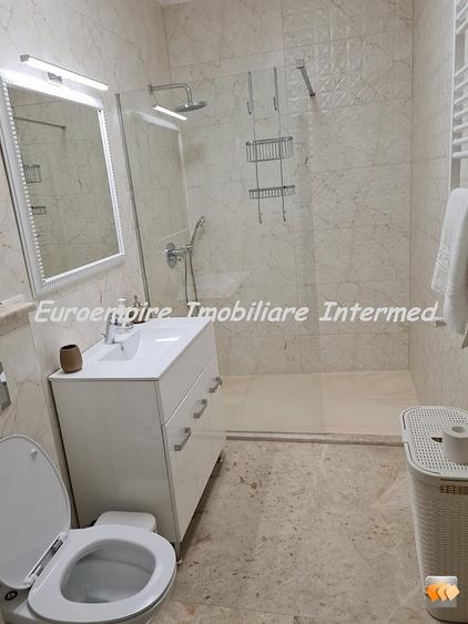 Apartament cu 3 camere, lux, zona FALEZA NORD - 16