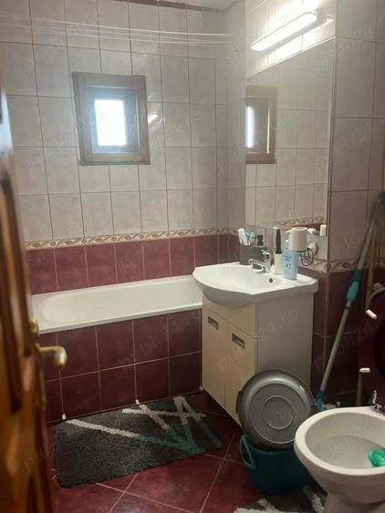 Apartament de vanzare - 4