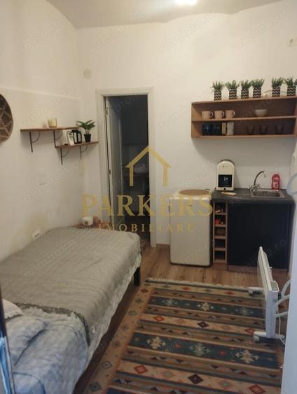 Garsoniera de inchiriat, strada Eroilor, in Flore?ti - 1