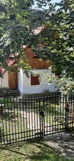 Azuga-Satul Nou casa individuala 3camere, p+m , teren 221mp - 1