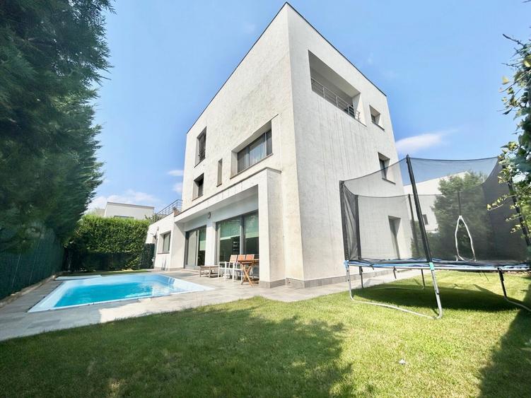 Villa with pool, residential complex, Iancu Nicolae - 2