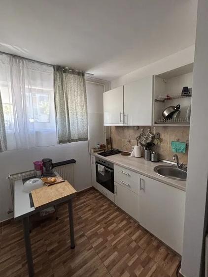 Garsoniera 35 mp/ Aparatorii Patriei/ sector 4 - 5