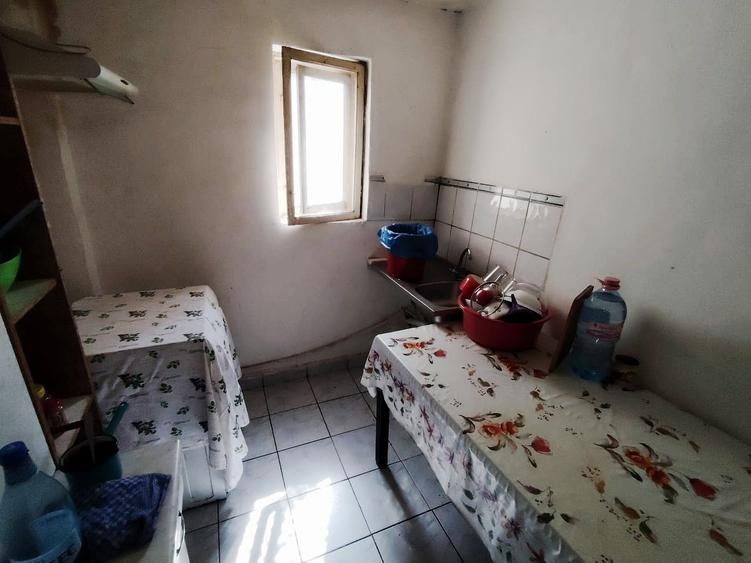 Casa 4 camere  -  Colentina - teren 360 m.p - 9