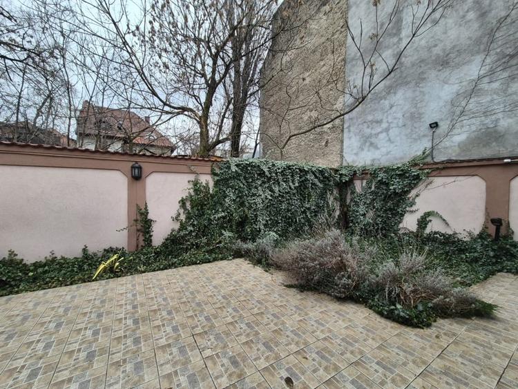 SPATIU DE BIROUR DE INCHIRIAT DOROBANTI-ASE - 13